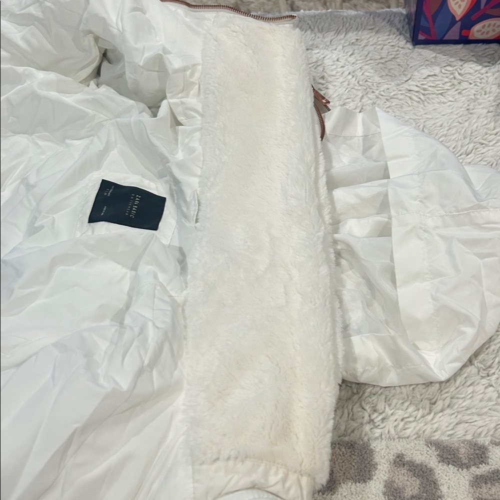 Zara White Puffer Jacket for Women - Picture 10 of 10